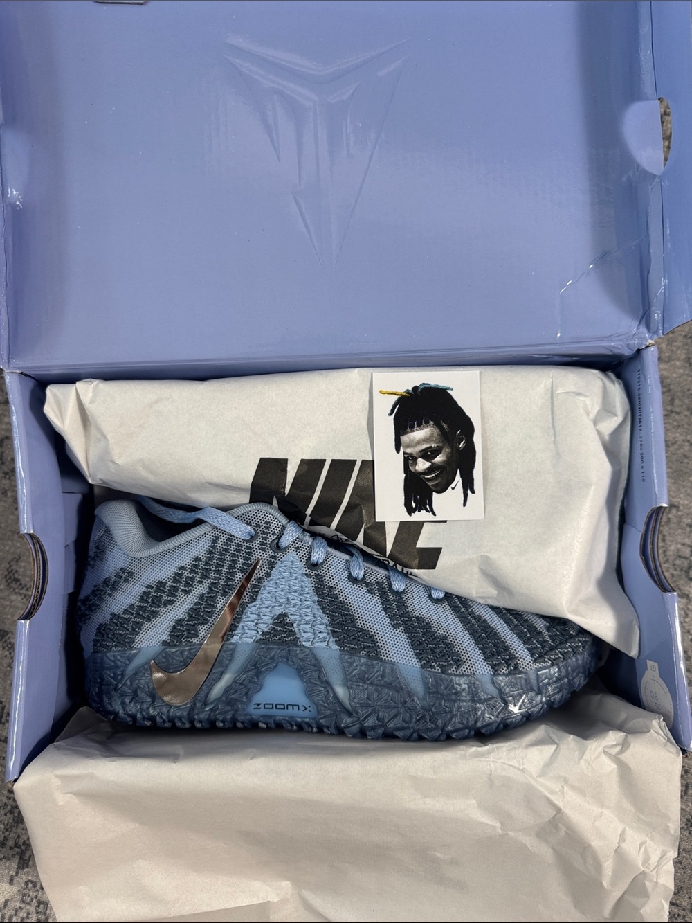 Nike Men's Light Blue Ja Morant Athletic Zoom Sneakers with Gray Swoosh Size 9.5